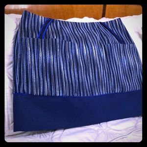 Tahari mini skirt